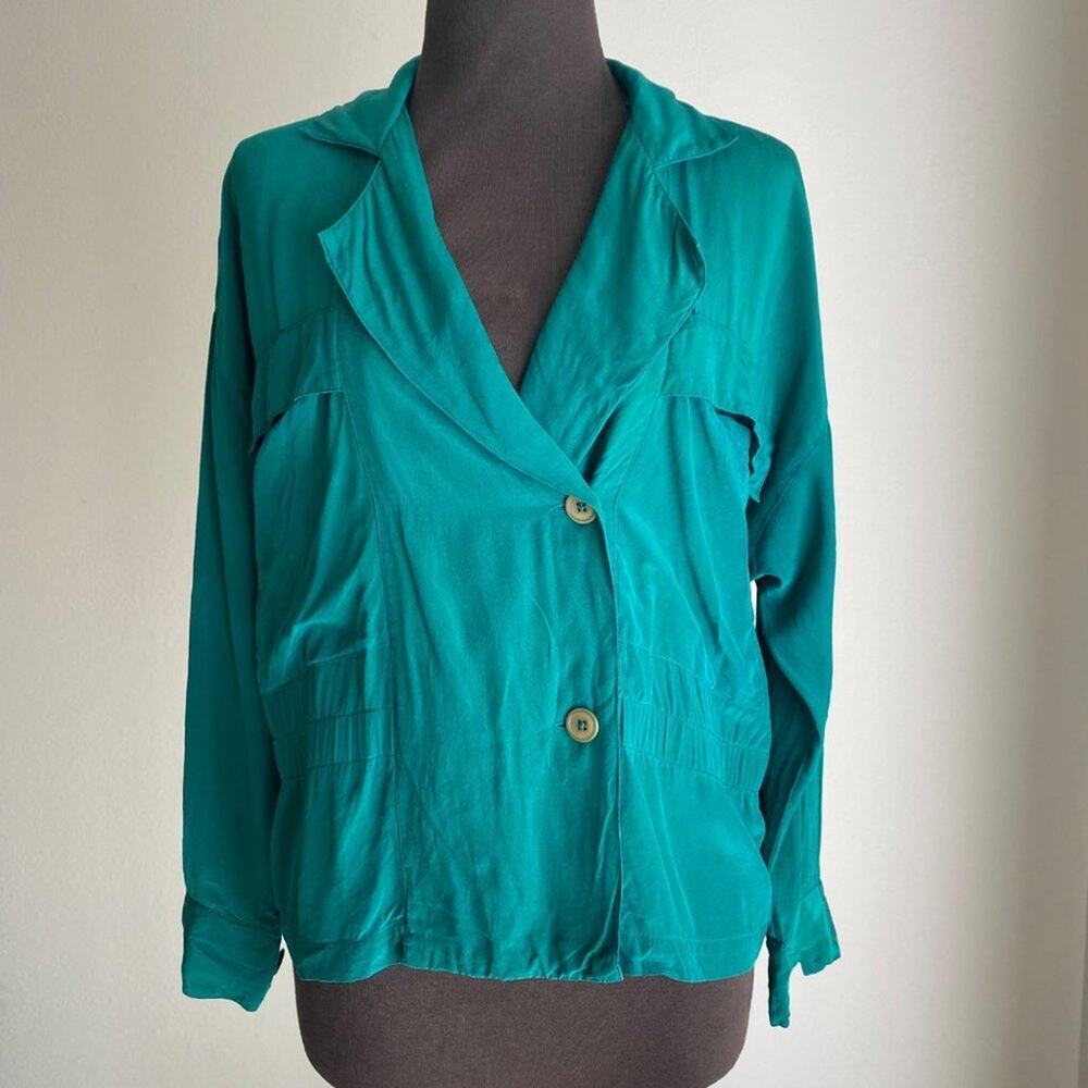*Vintage* Ellen Tracy sz 4 Long sleeve 100% Silk 80s blazer
